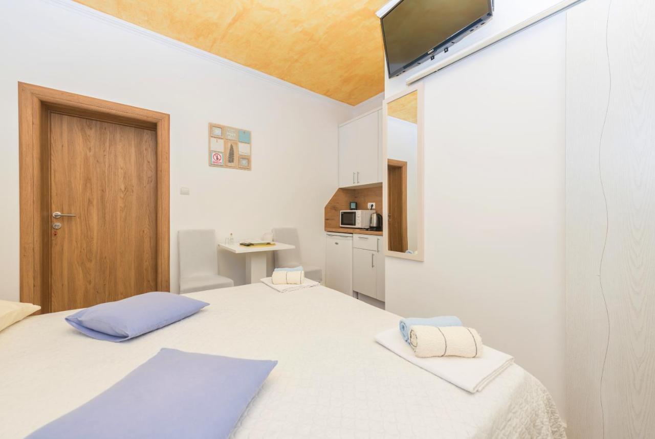 Apartments Song Of Joys Makarska Zewnętrze zdjęcie