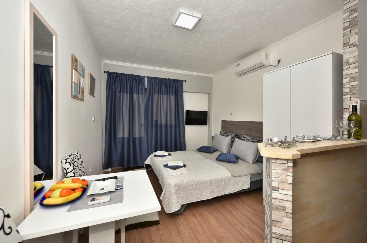 Apartments Song Of Joys Makarska Zewnętrze zdjęcie