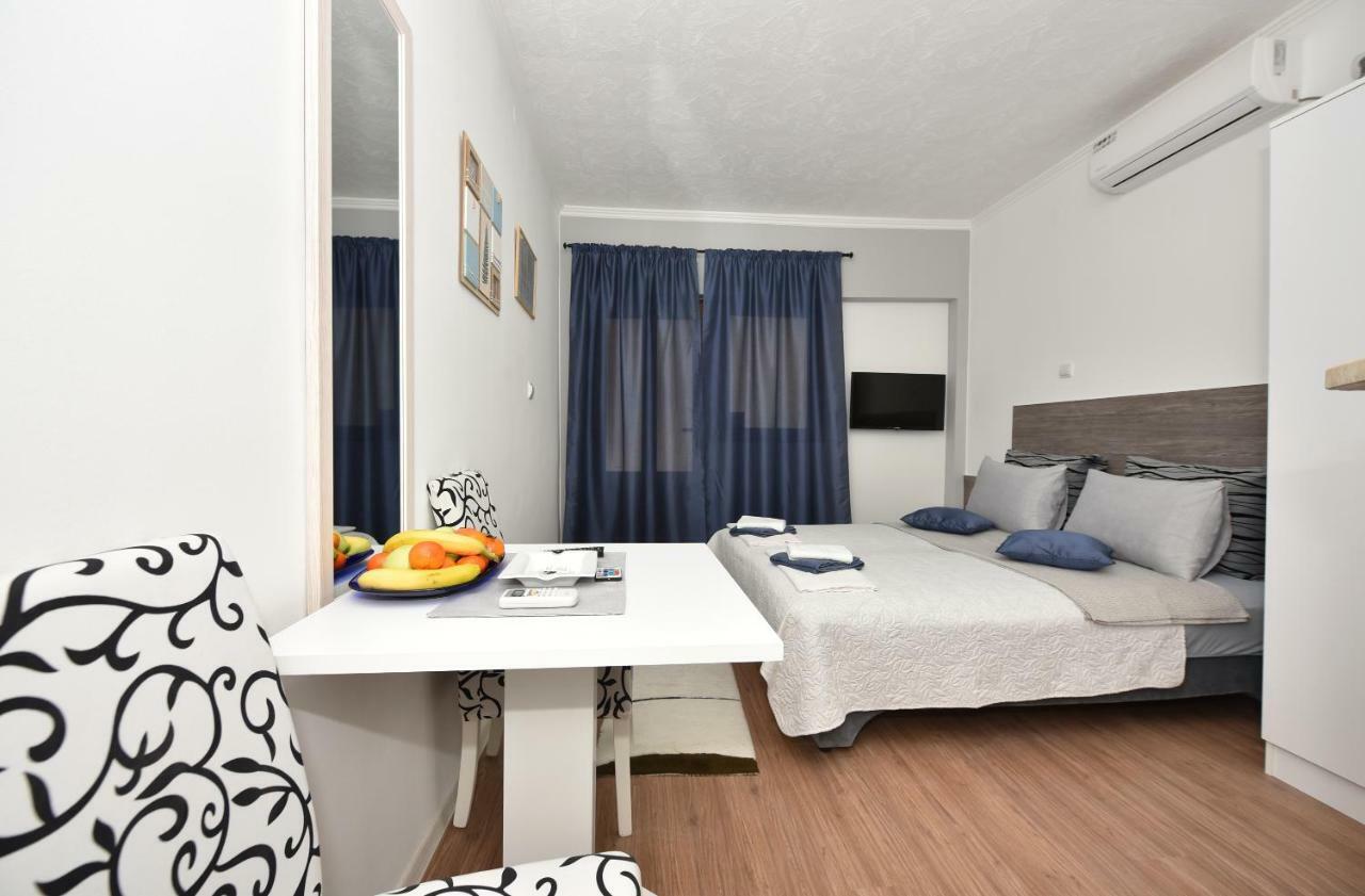 Apartments Song Of Joys Makarska Zewnętrze zdjęcie